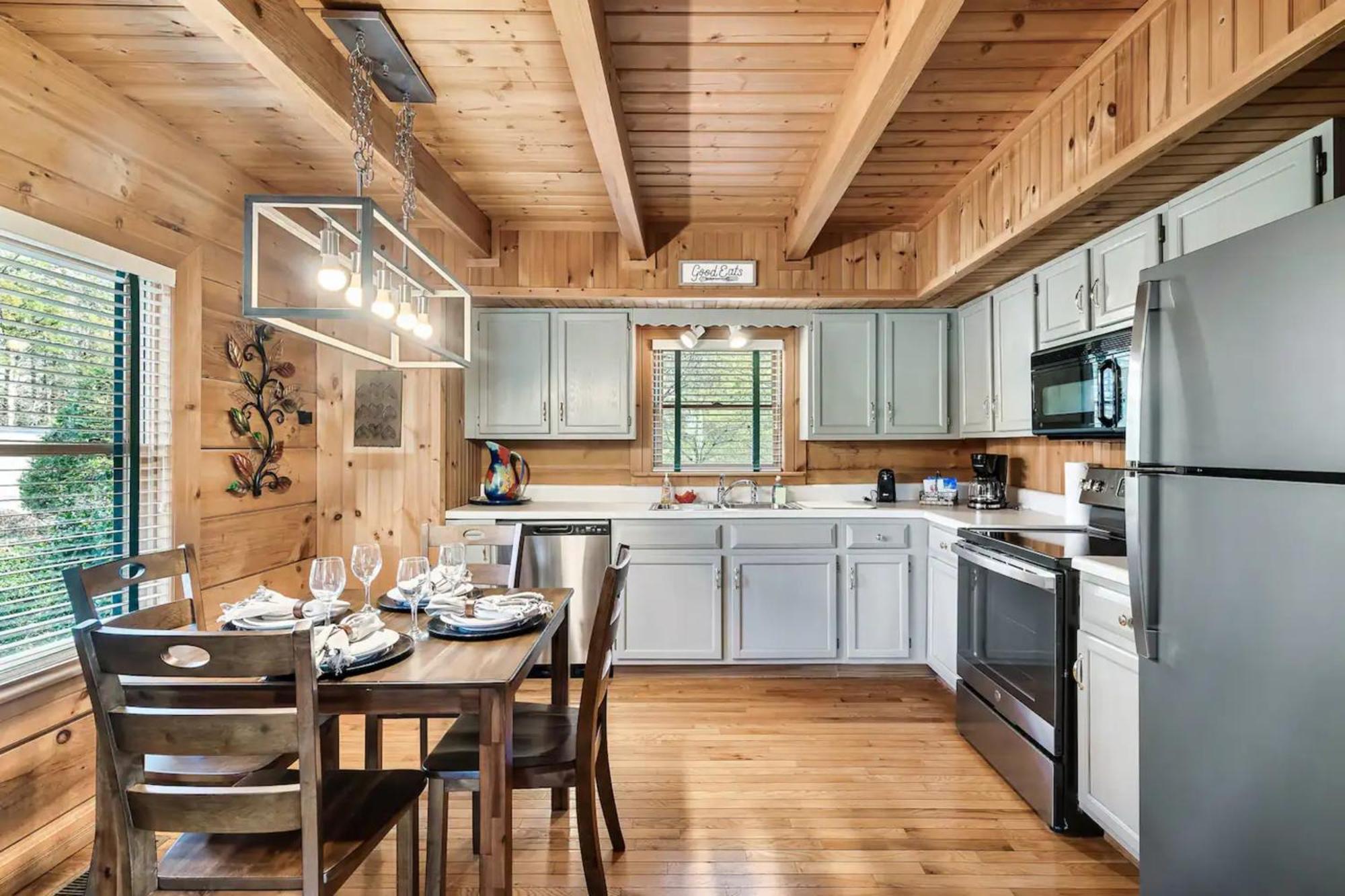 Views 1Br15Bath Pet-Friendly With Hot Tub & Bbq 비둘기 포지 외부 사진